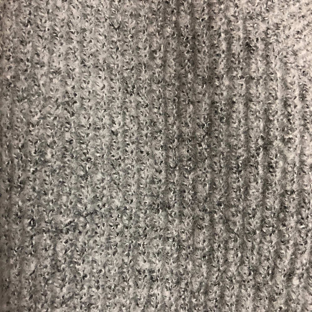 Dreamers Light Grey V-Neck Sweater (NWT) - Picture 4 of 5